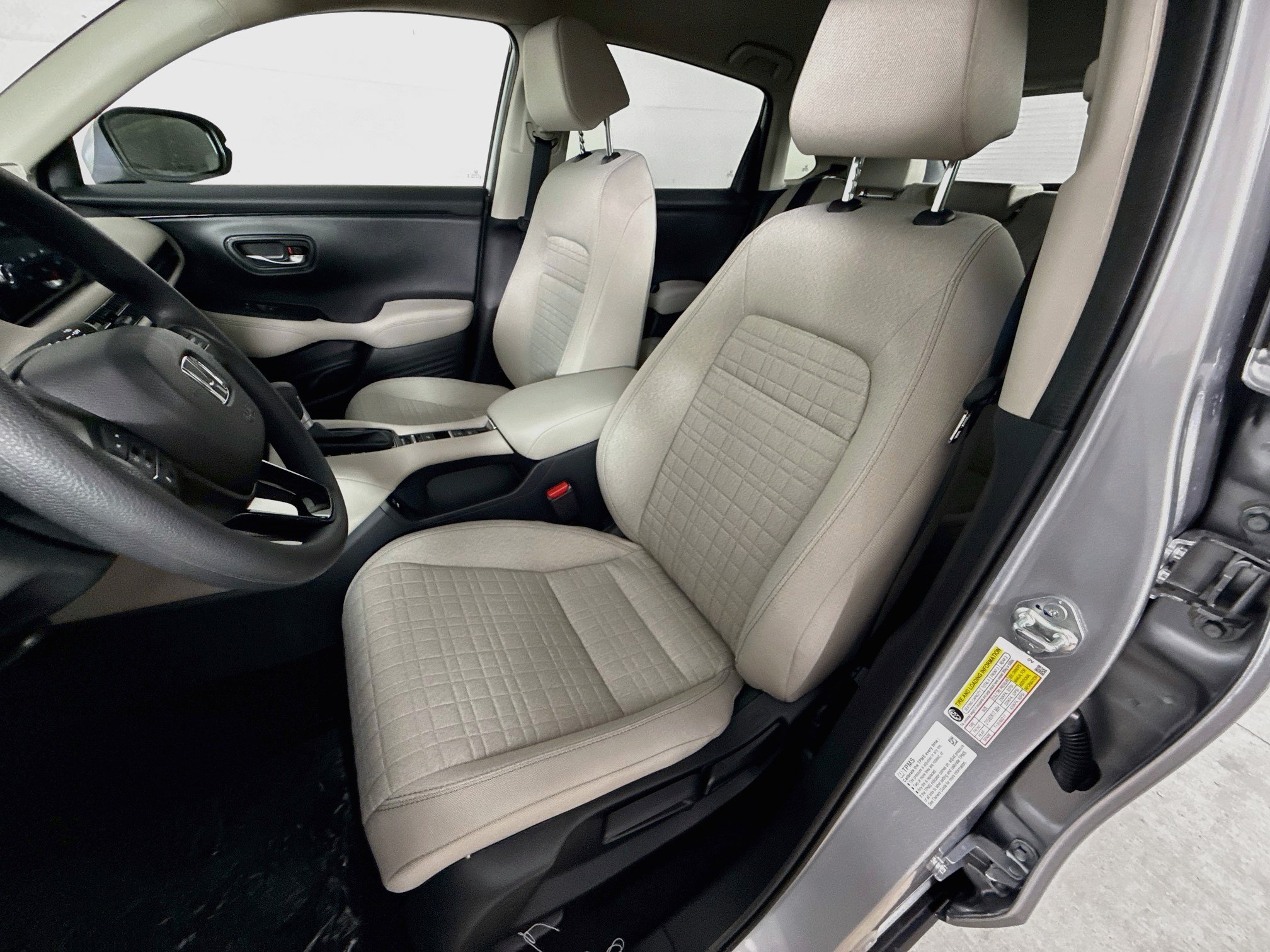 New 2027 Honda HR-V LX image 24