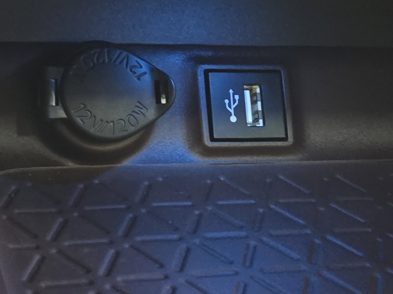 Certified 2025 Toyota RAV4 Limited w/ Weather Package image 30