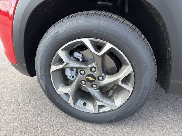 New 2026 Chevrolet Trax LT w/ Driver Confidence Package FWD image 11