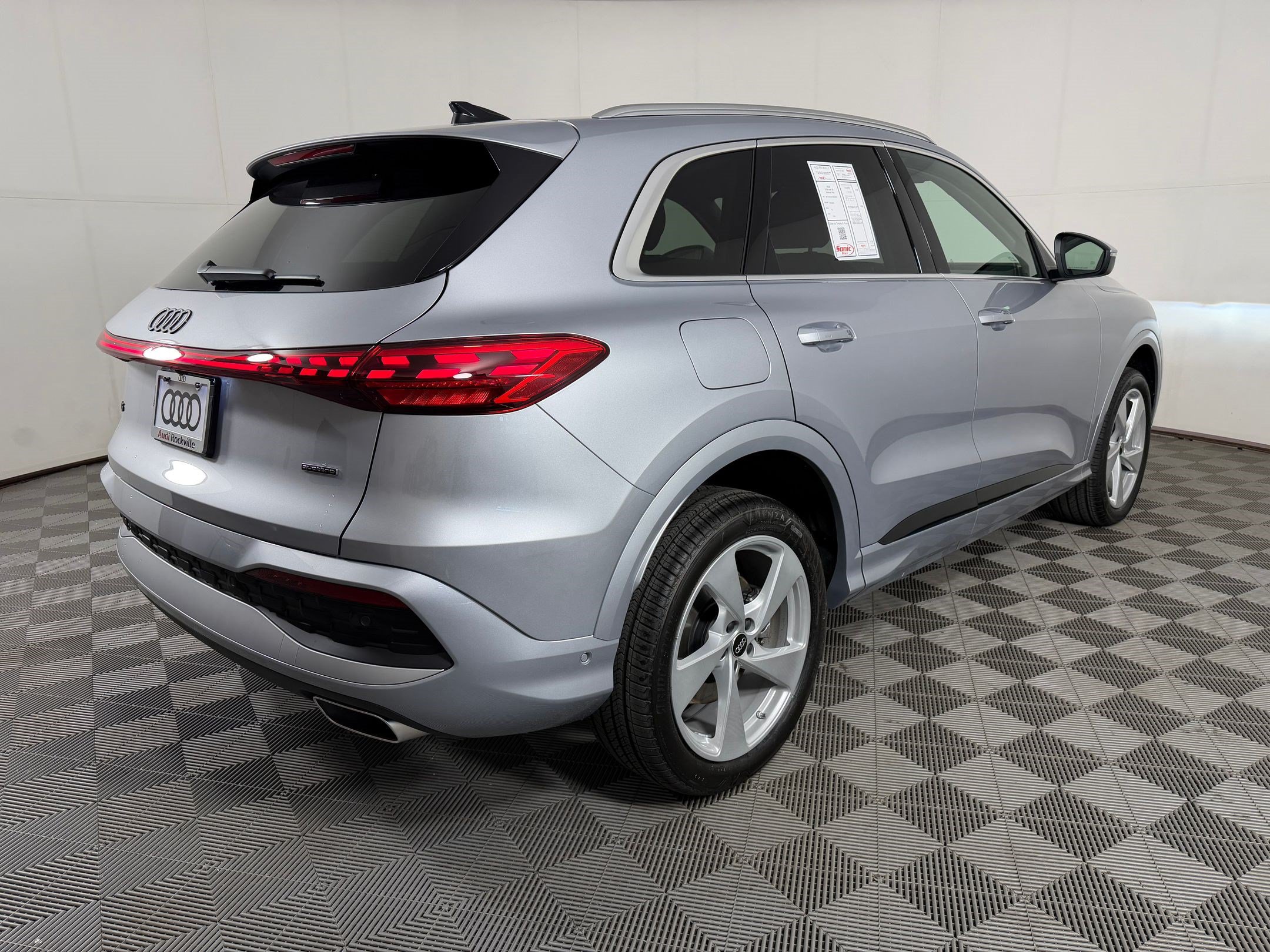 New 2026 Audi Q5 Premium AWD/4WD image 9