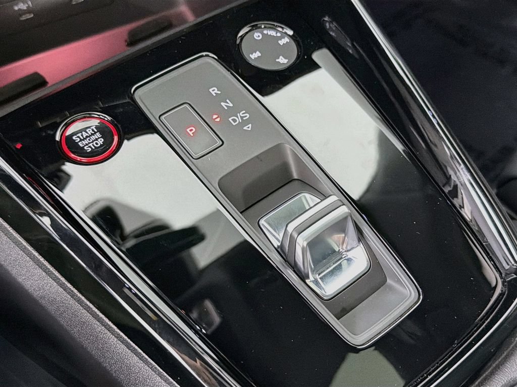 Used 2024 Audi RS 3 AWD/4WD image 17