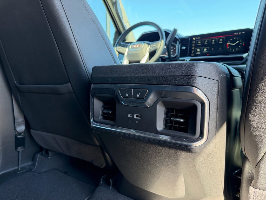 Used 2024 GMC Sierra 2500 SLT w/ SLT Premium Package image 17