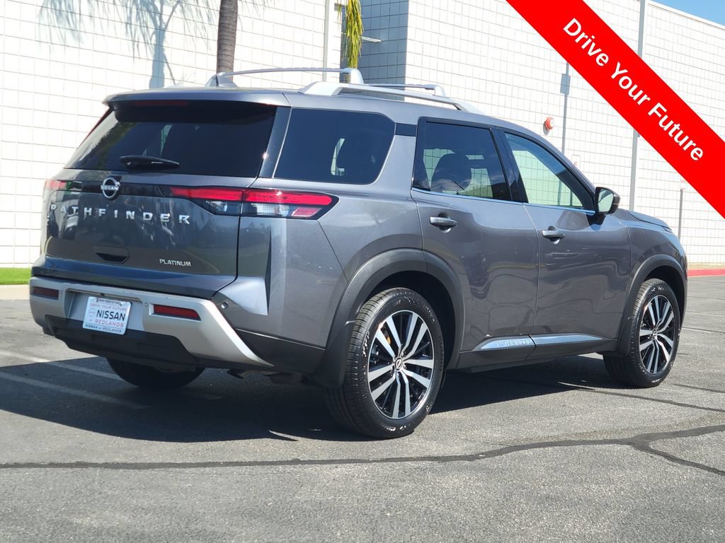 Used 2024 Nissan Pathfinder Platinum w/ Cargo Package FWD image 4