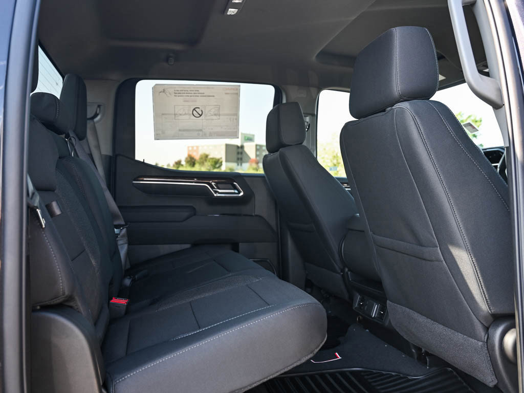 New 2026 GMC Sierra 1500 Elevation image 10