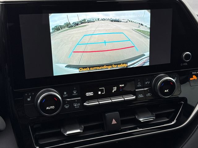Used 2026 Toyota Highlander XLE AWD/4WD image 27