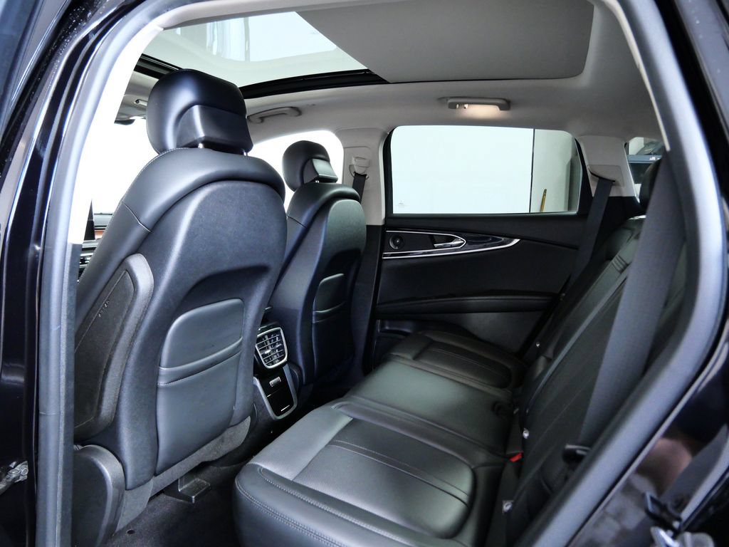 Used 2023 Lincoln Nautilus Reserve w/ Equipment Group 201A AWD/4WD image 13