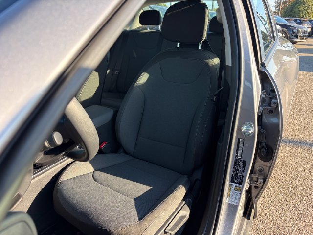 Used 2025 Kia K4 FWD image 23