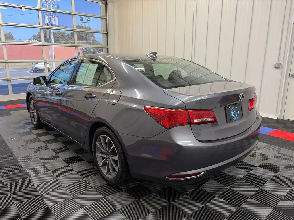 Used 2018 Acura TLX w/ Technology Package FWD image 5