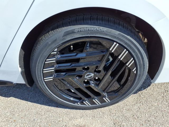 New 2026 Nissan Sentra SR image 4