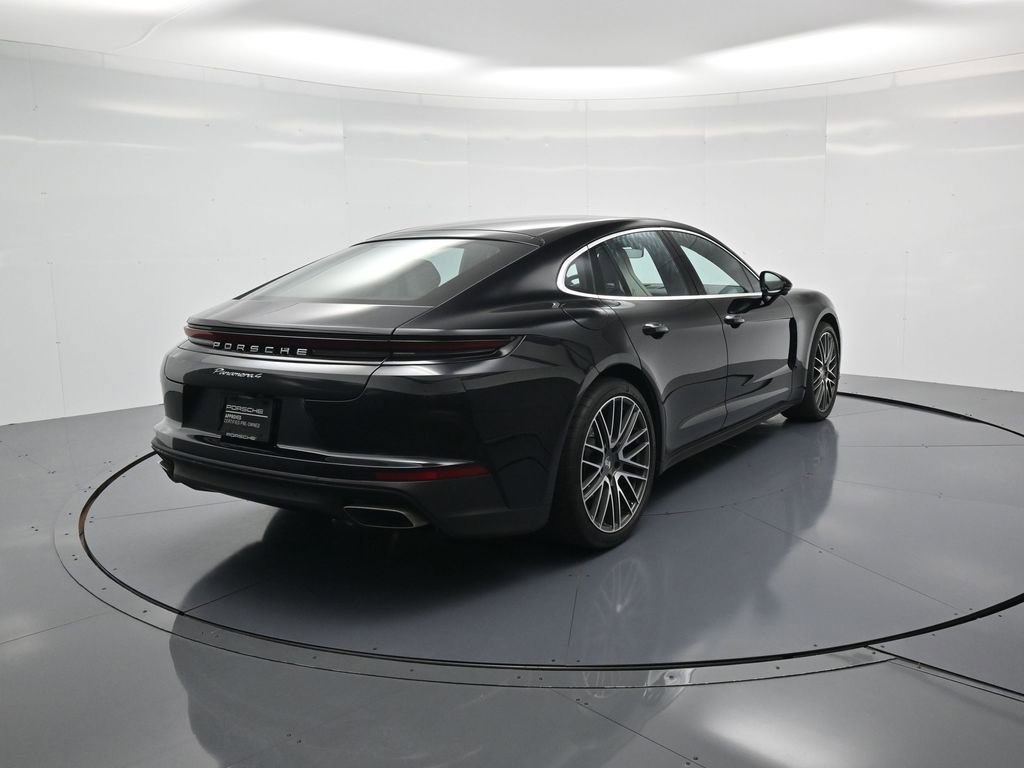 Used 2026 Porsche Panamera 4 image 30