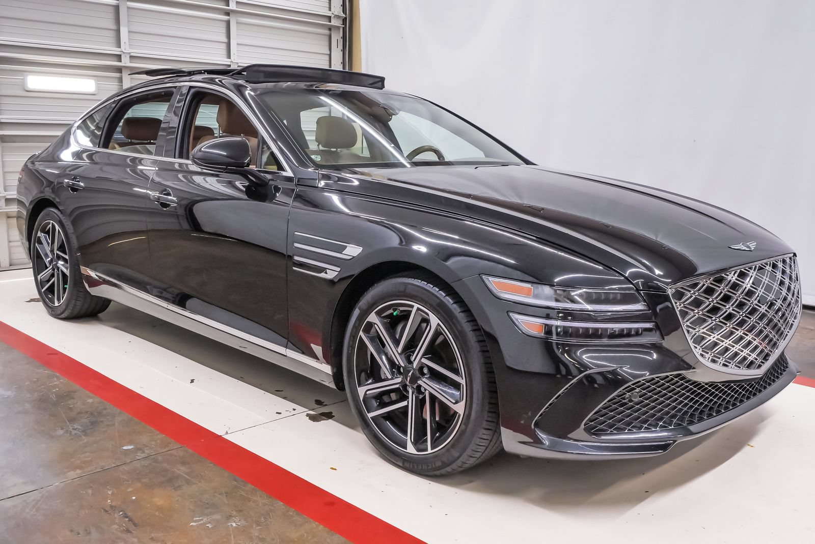 Certified 2026 Genesis G80 2.5T Advanced AWD/4WD image 5