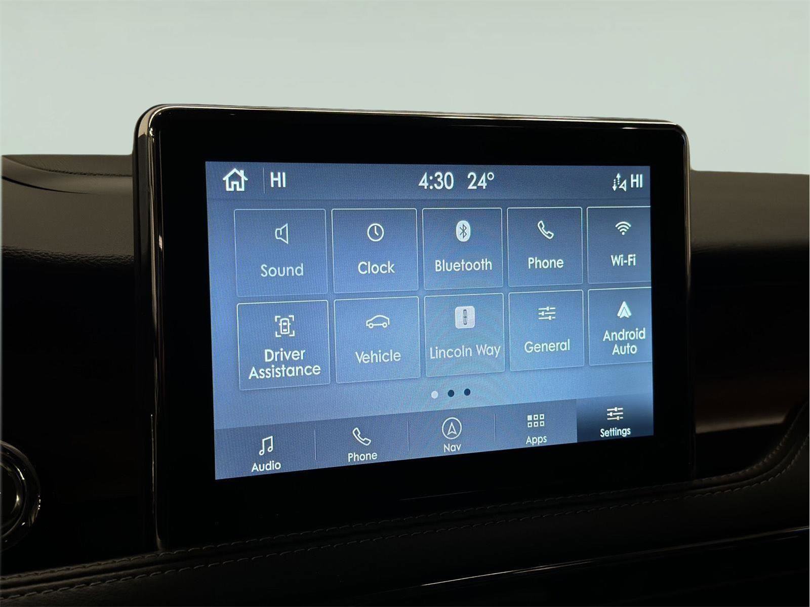 Used 2022 Lincoln Corsair Reserve w/ Equipment Group 201A image 41