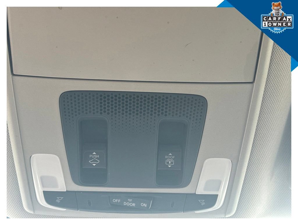 Used 2023 Honda Pilot Elite image 33