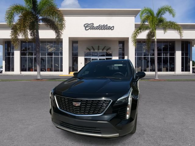 Used 2019 Cadillac XT4 Premium Luxury w/ Driver Awareness Package FWD image 5