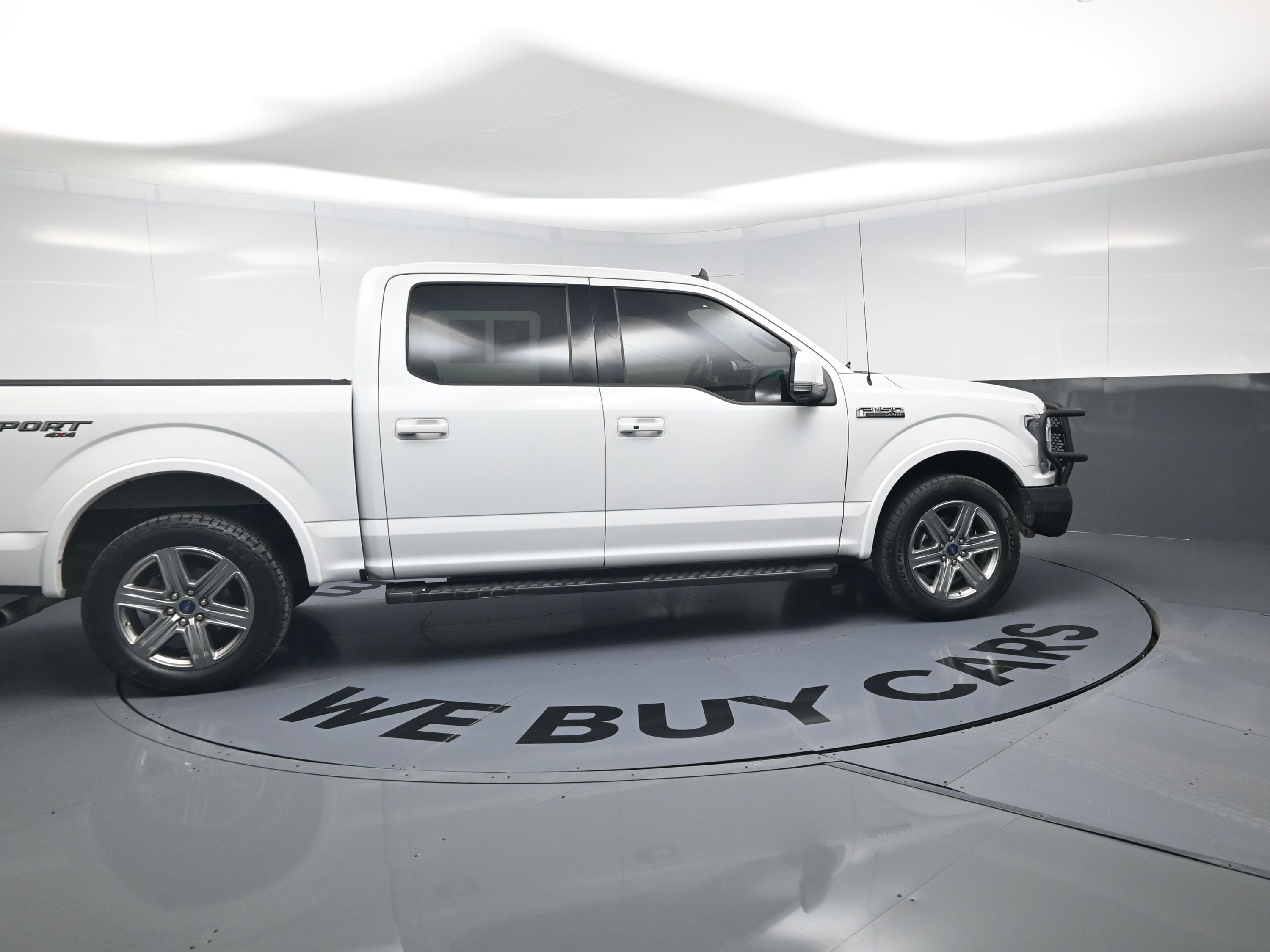 Used 2019 Ford F150 Lariat w/ Equipment Group 502A Luxury image 10