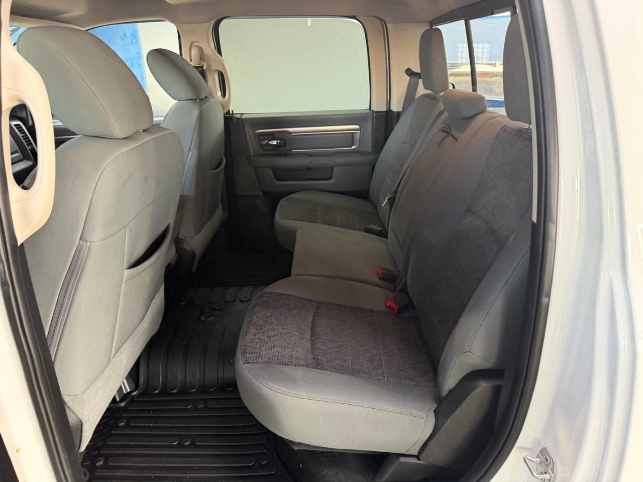 Used 2016 RAM 1500 Outdoorsman image 15