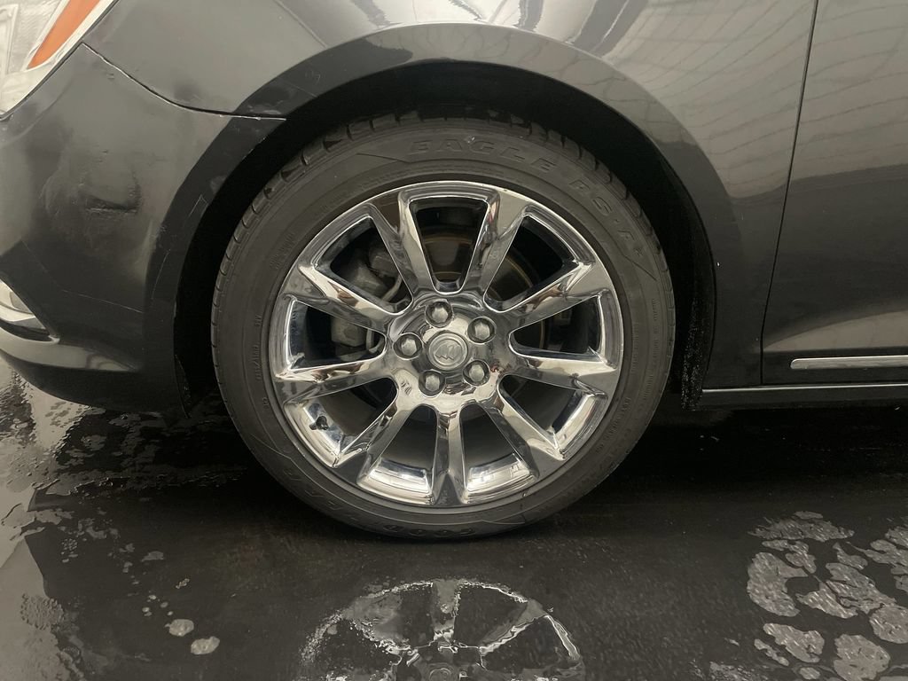 Used 2014 Buick LaCrosse Leather FWD image 27
