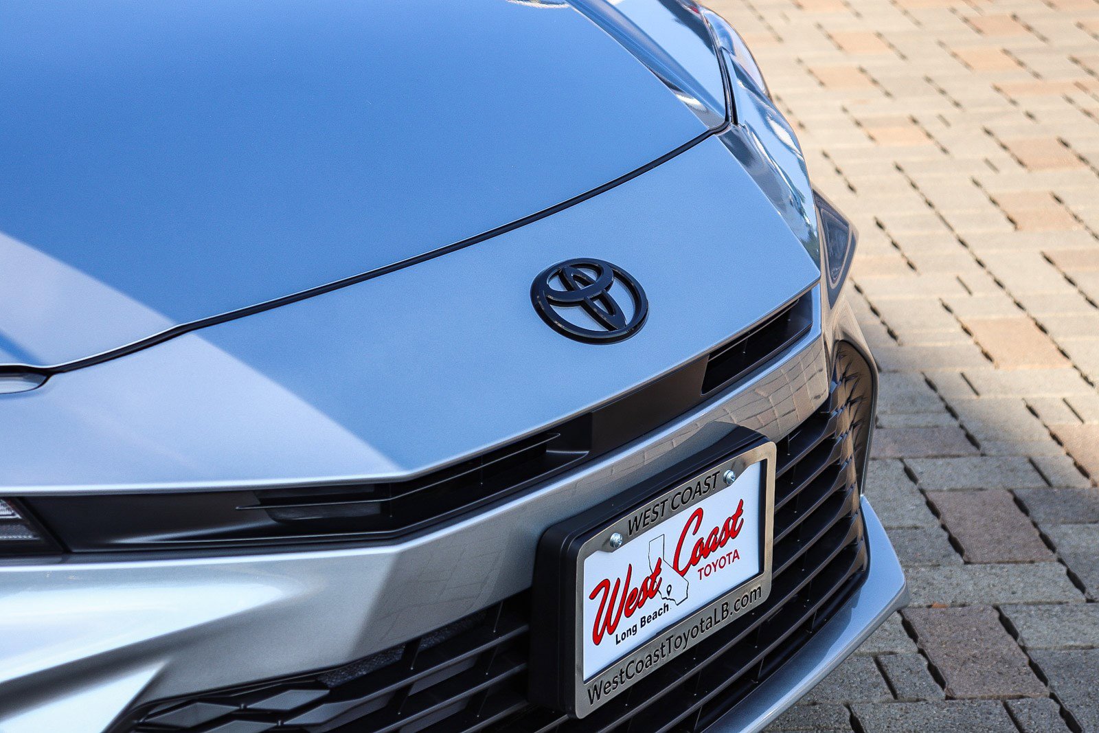 Used 2025 Toyota Camry LE image 6