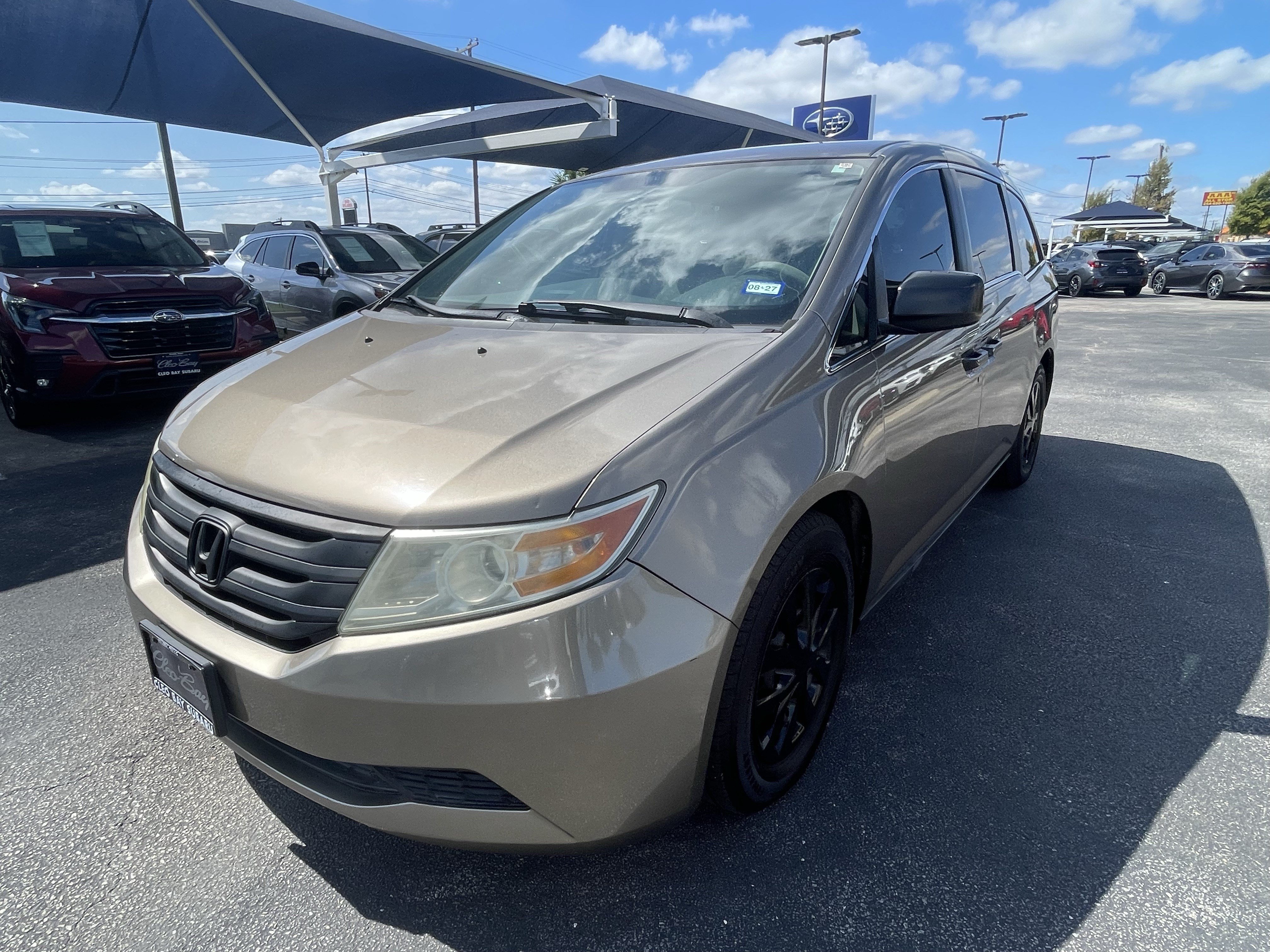 Used 2013 Honda Odyssey LX image 2