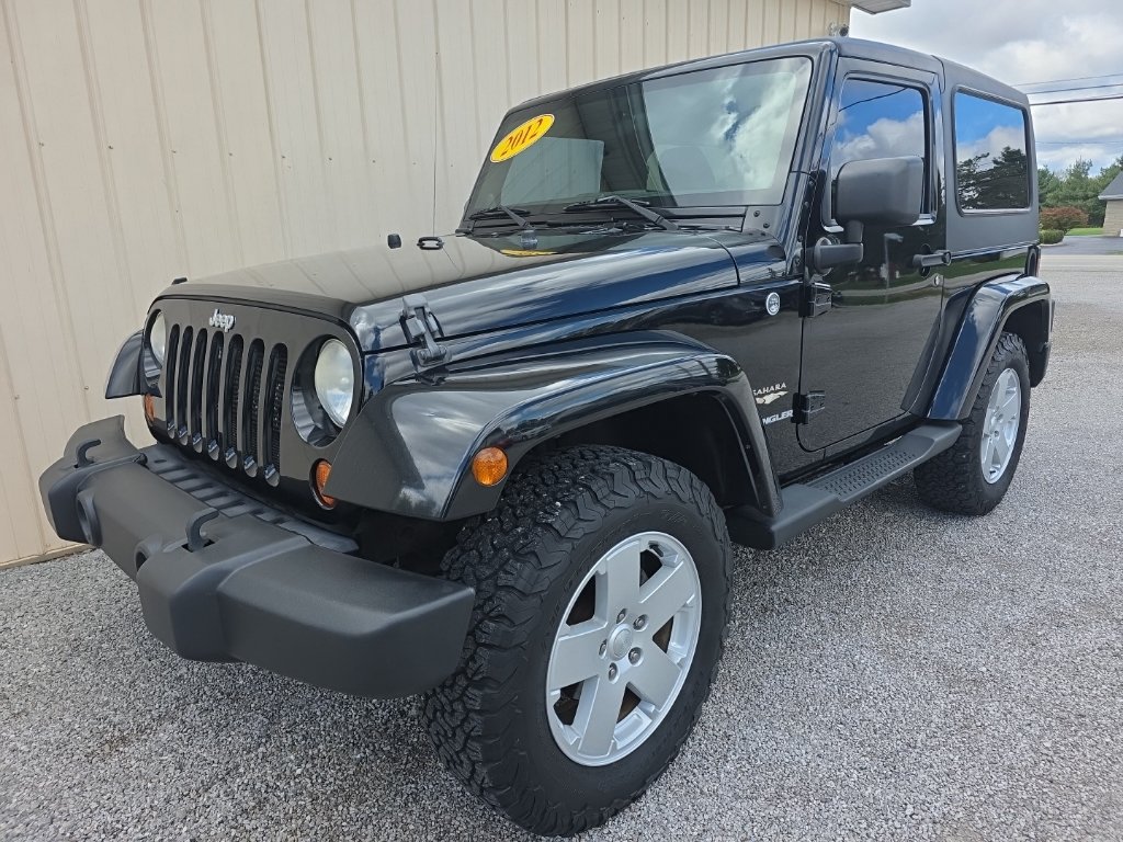 Used 2012 Jeep Wrangler Sahara w/ Connectivity Group AWD/4WD image 11