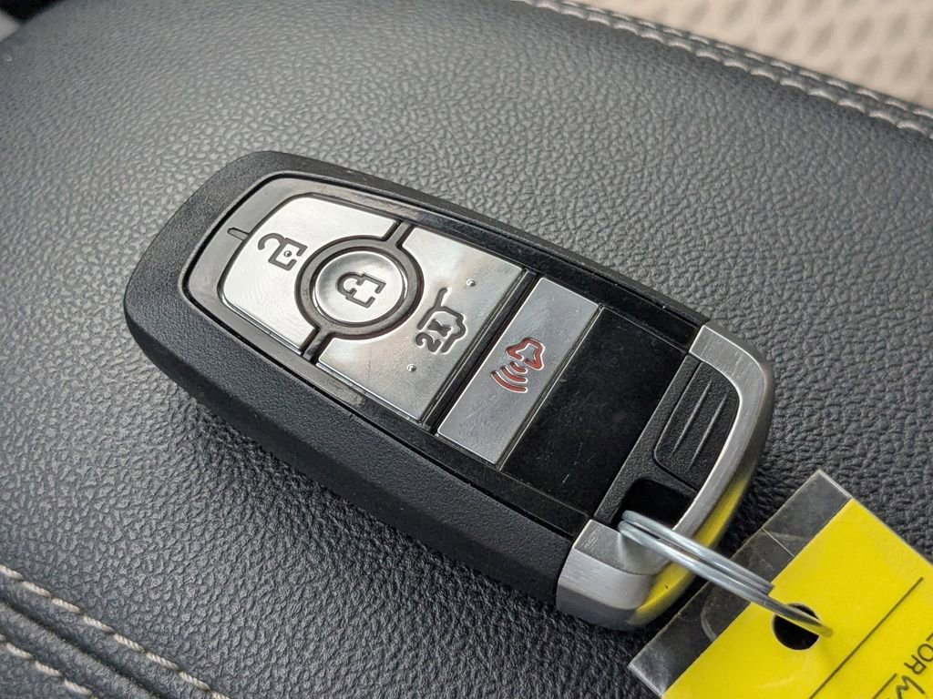 Used 2021 Ford Escape SE w/ Convenience Package image 31