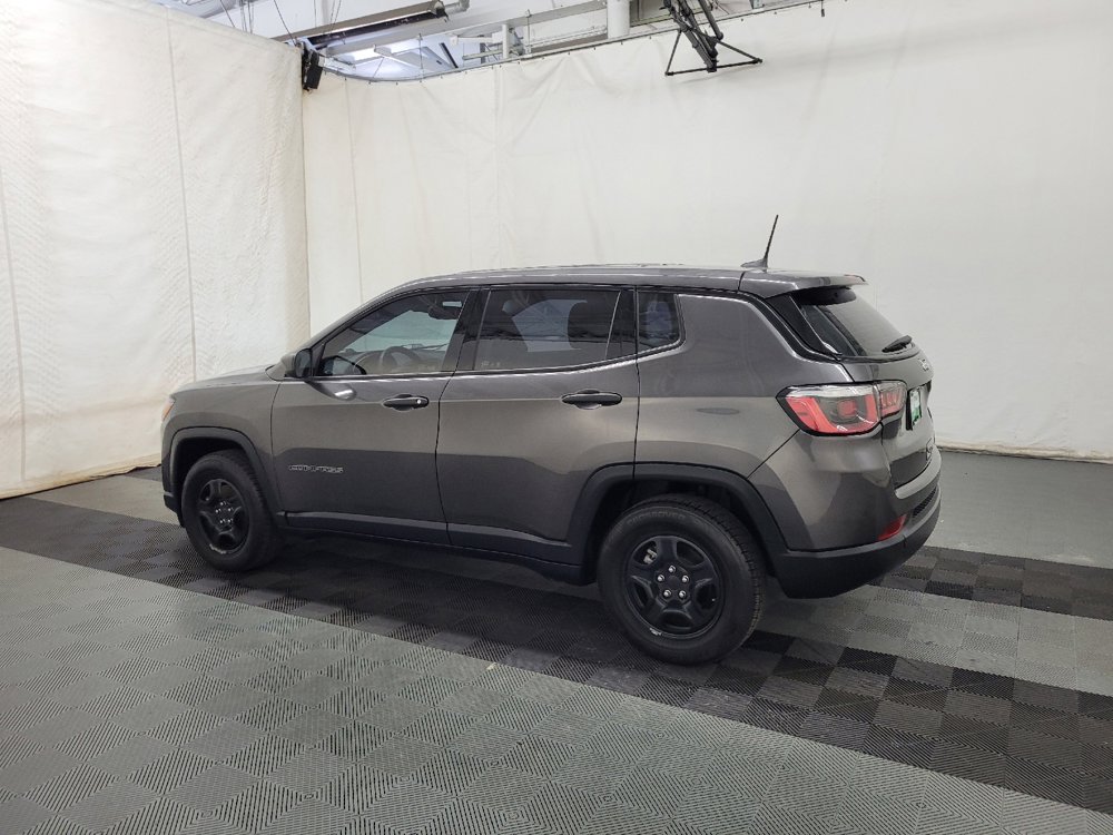 Used 2019 Jeep Compass Sport FWD image 3