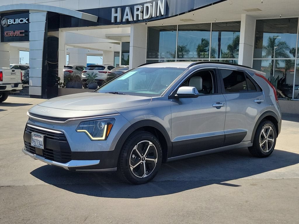 Used 2024 Kia Niro EX FWD image 2