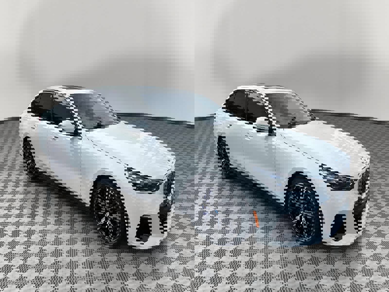 Certified 2024 BMW 540i xDrive w/ M Sport Package image 5