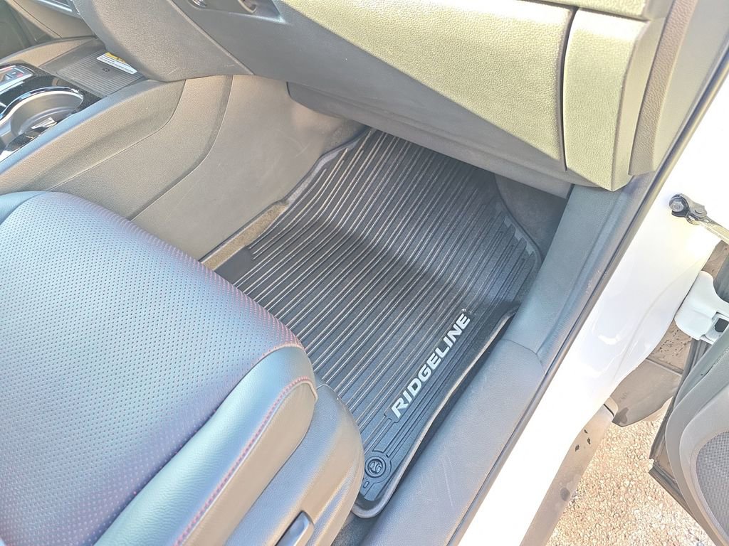 Certified 2023 Honda Ridgeline Black Edition image 18