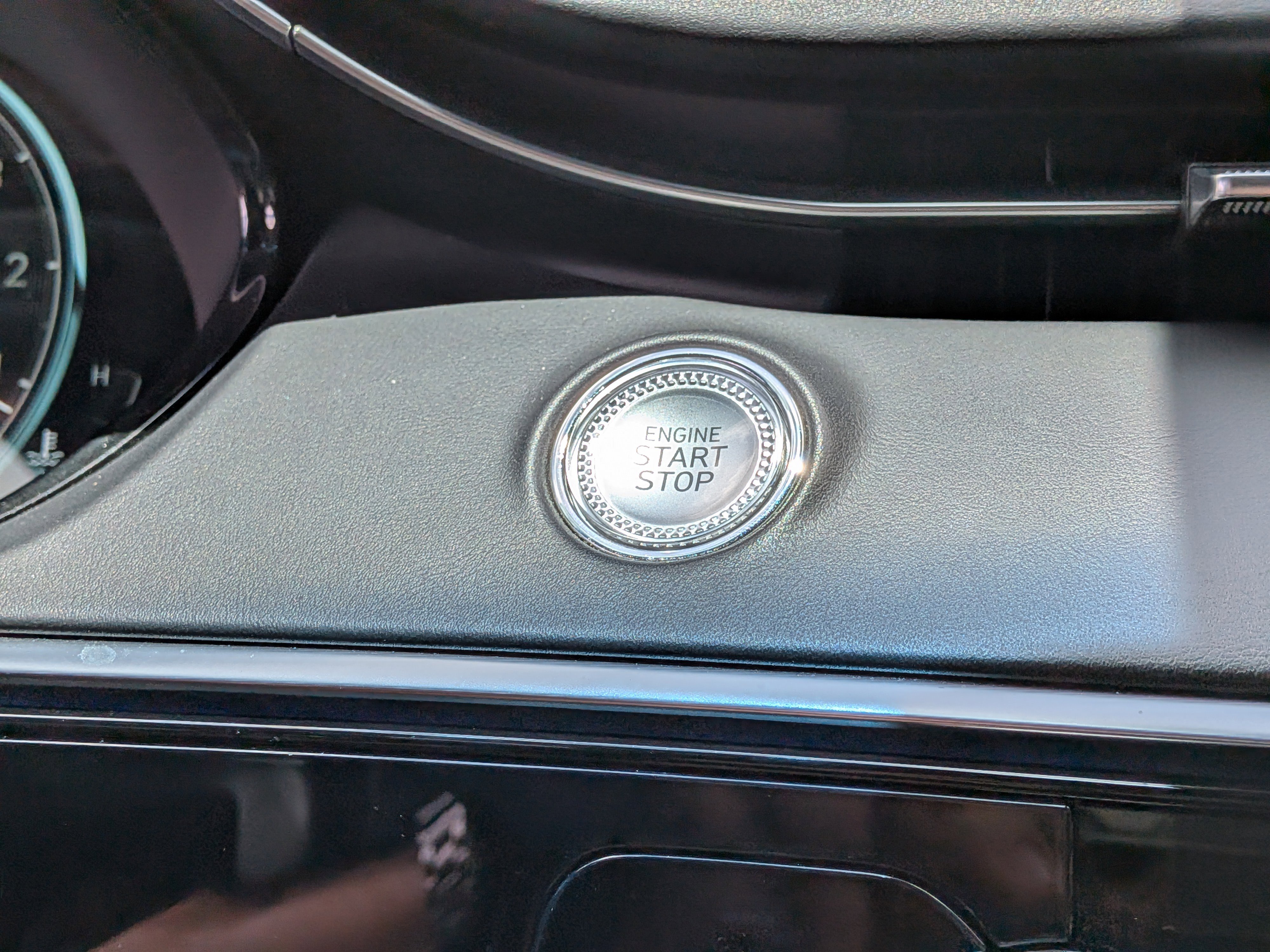 Used 2022 Genesis GV70 3.5T Sport w/ Sport Prestige Package image 31