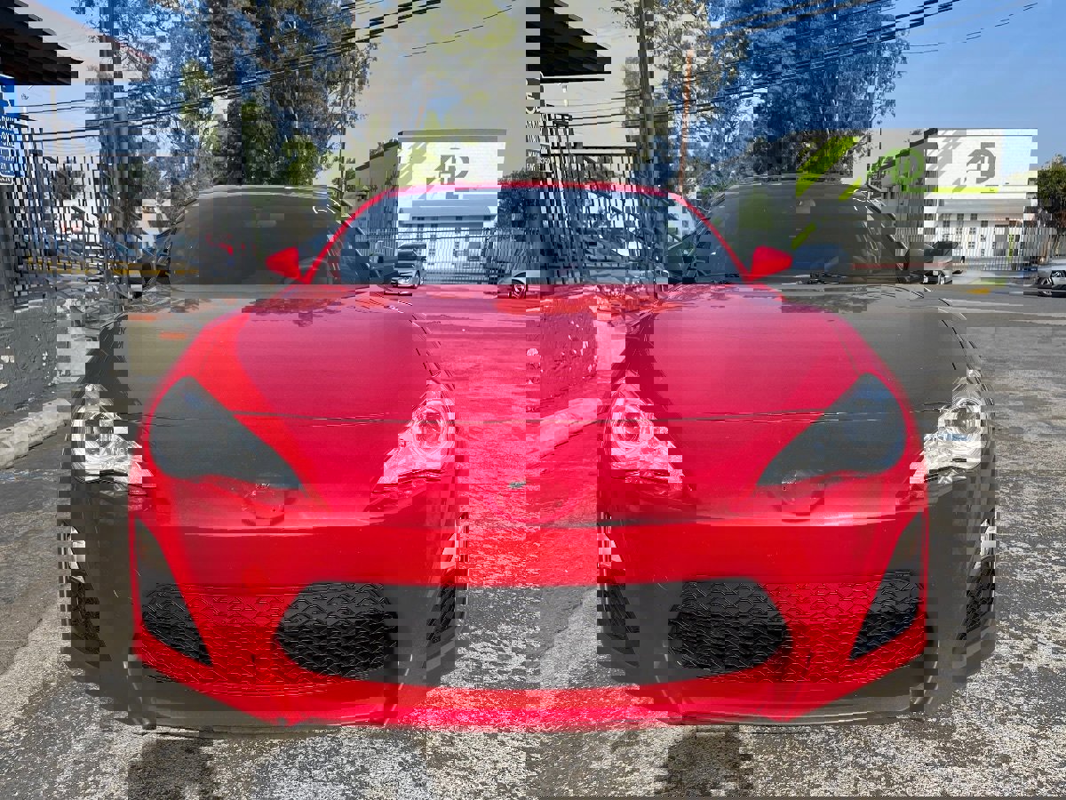 Used 2015 Scion FR-S image 2