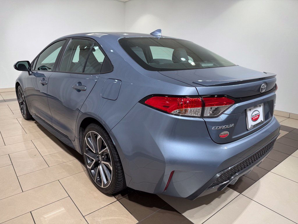 Certified 2021 Toyota Corolla SE FWD image 3