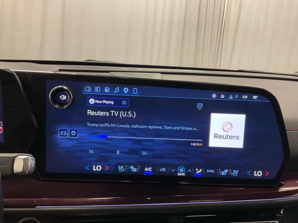 Used 2026 Chevrolet Traverse RS AWD/4WD image 21