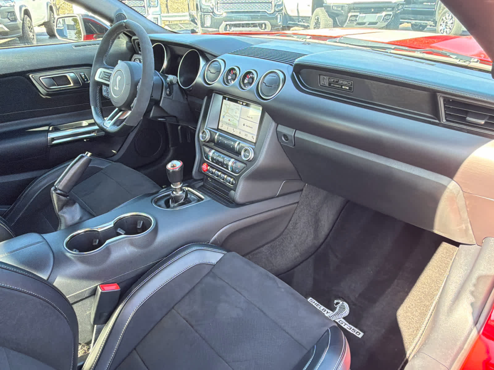 Used 2016 Ford Mustang Shelby GT350 w/ Technology Package image 19