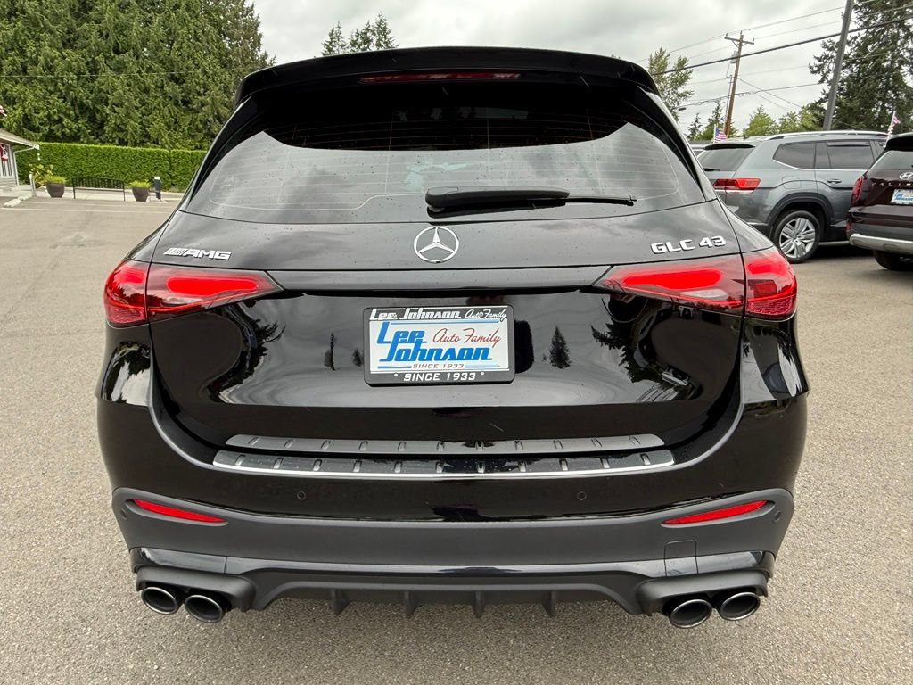 Used 2024 Mercedes-Benz GLC 43 AMG 4MATIC image 4