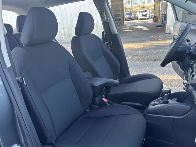 New 2025 Nissan Kicks Play S FWD image 10
