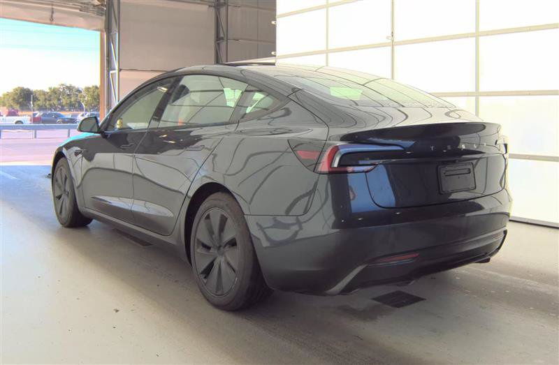 Used 2024 Tesla Model 3 Long Range RWD image 2