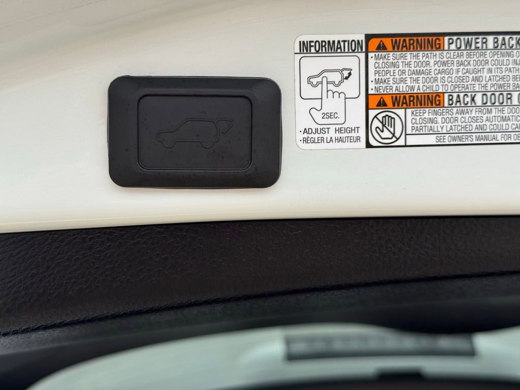 Used 2017 Toyota RAV4 XLE image 33