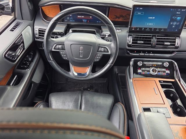 Used 2024 Lincoln Navigator Black Label image 14