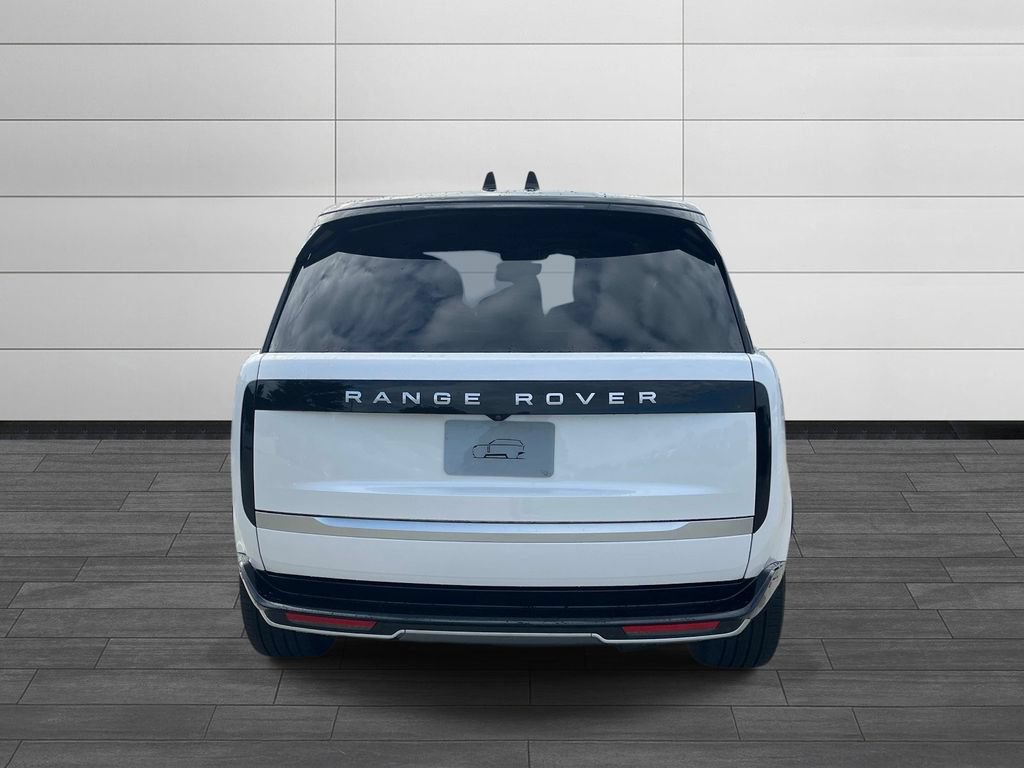 Certified 2026 Land Rover Range Rover Autobiography AWD/4WD image 4