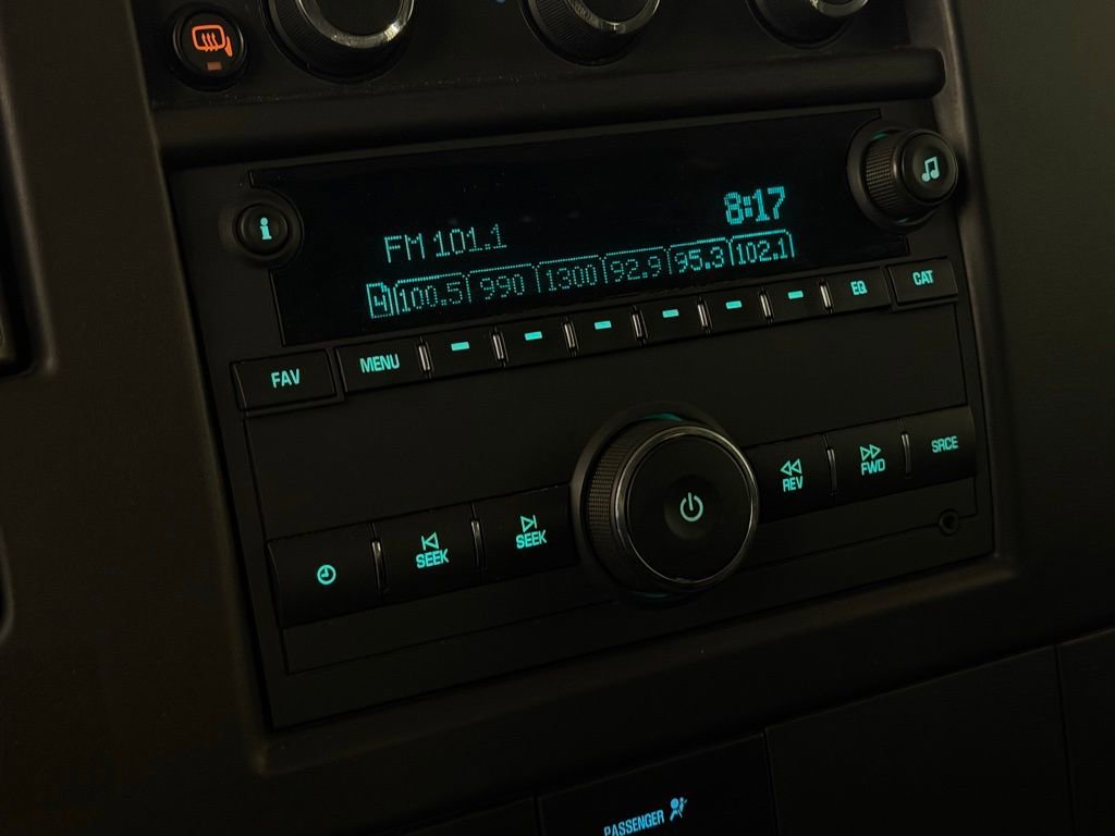 Used 2024 GMC Savana 2500 Work Van w/ Driver Convenience Package image 18