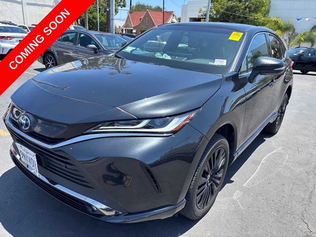 Used 2024 Toyota Venza Nightshade AWD/4WD image 9