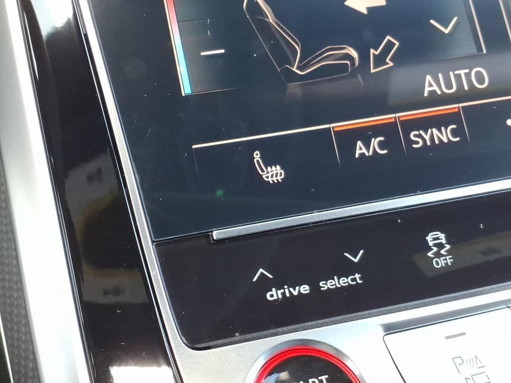 New 2026 Audi SQ8 Premium Plus AWD/4WD image 13
