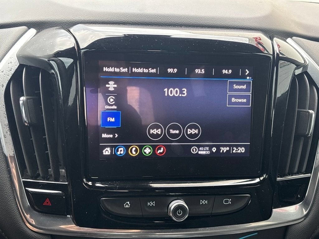 Used 2023 Chevrolet Traverse LT FWD image 13