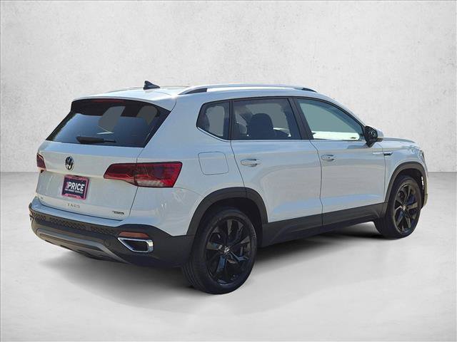 Used 2023 Volkswagen Taos SE w/ Panoramic Sunroof Package AWD/4WD image 5