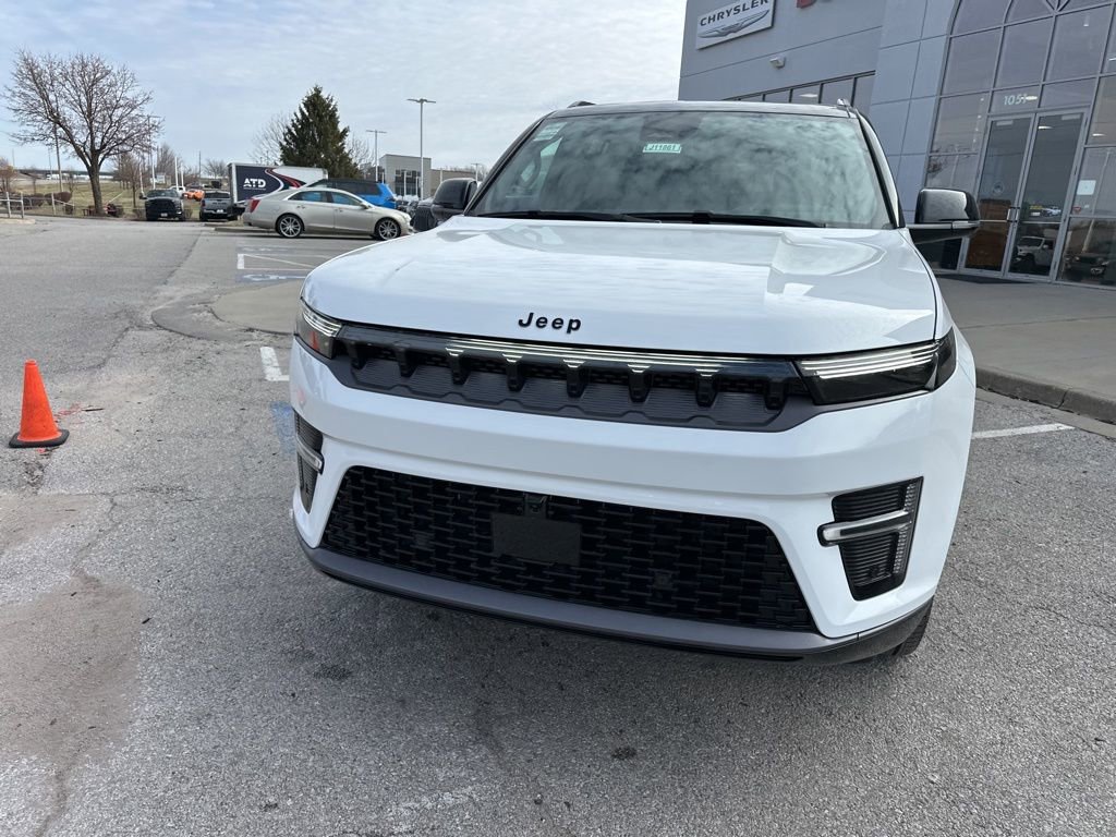 New 2026 Jeep Grand Wagoneer L Summit image 11