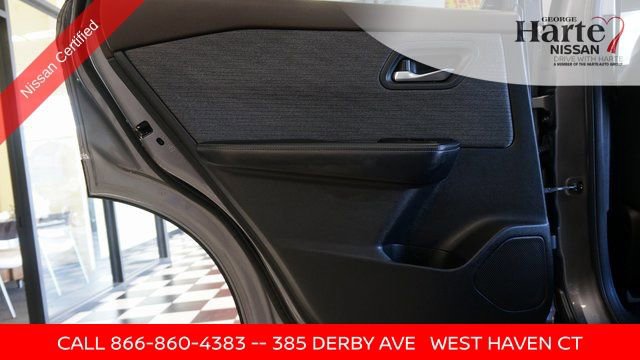 Used 2023 Nissan Rogue SV image 41