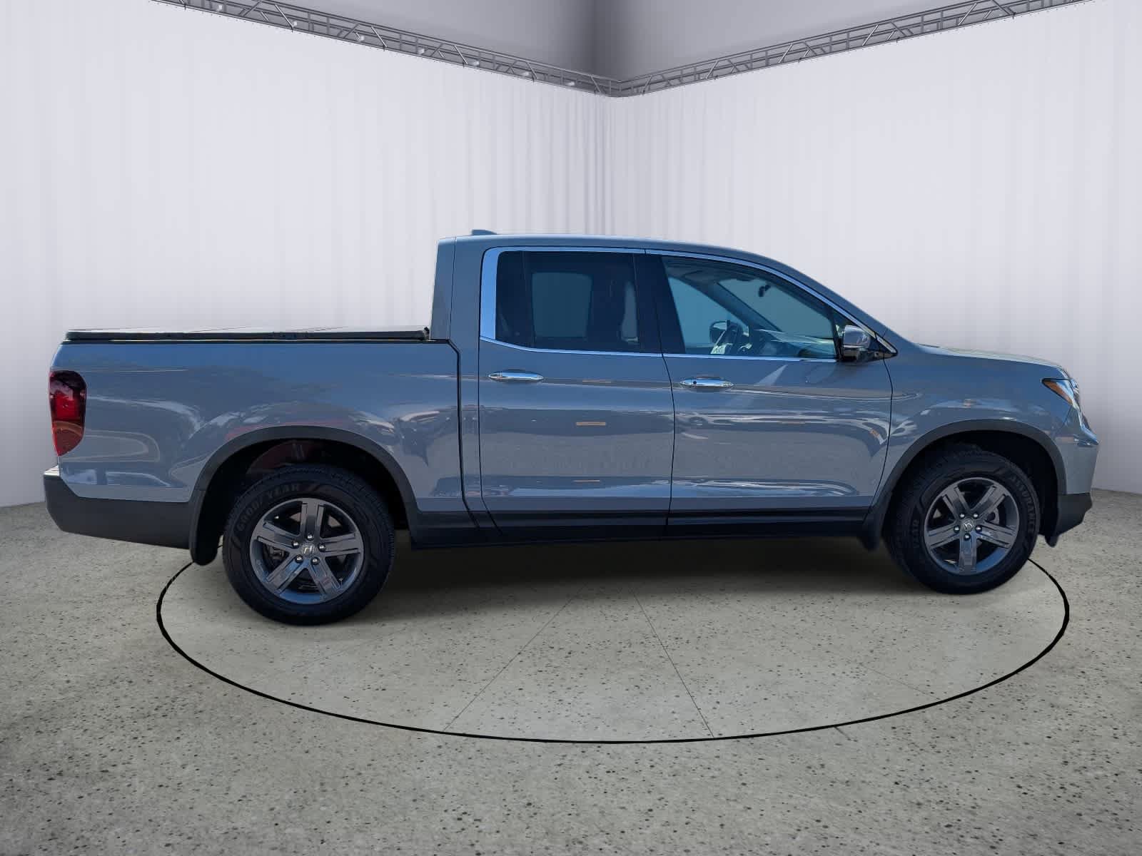Certified 2022 Honda Ridgeline RTL-E image 2