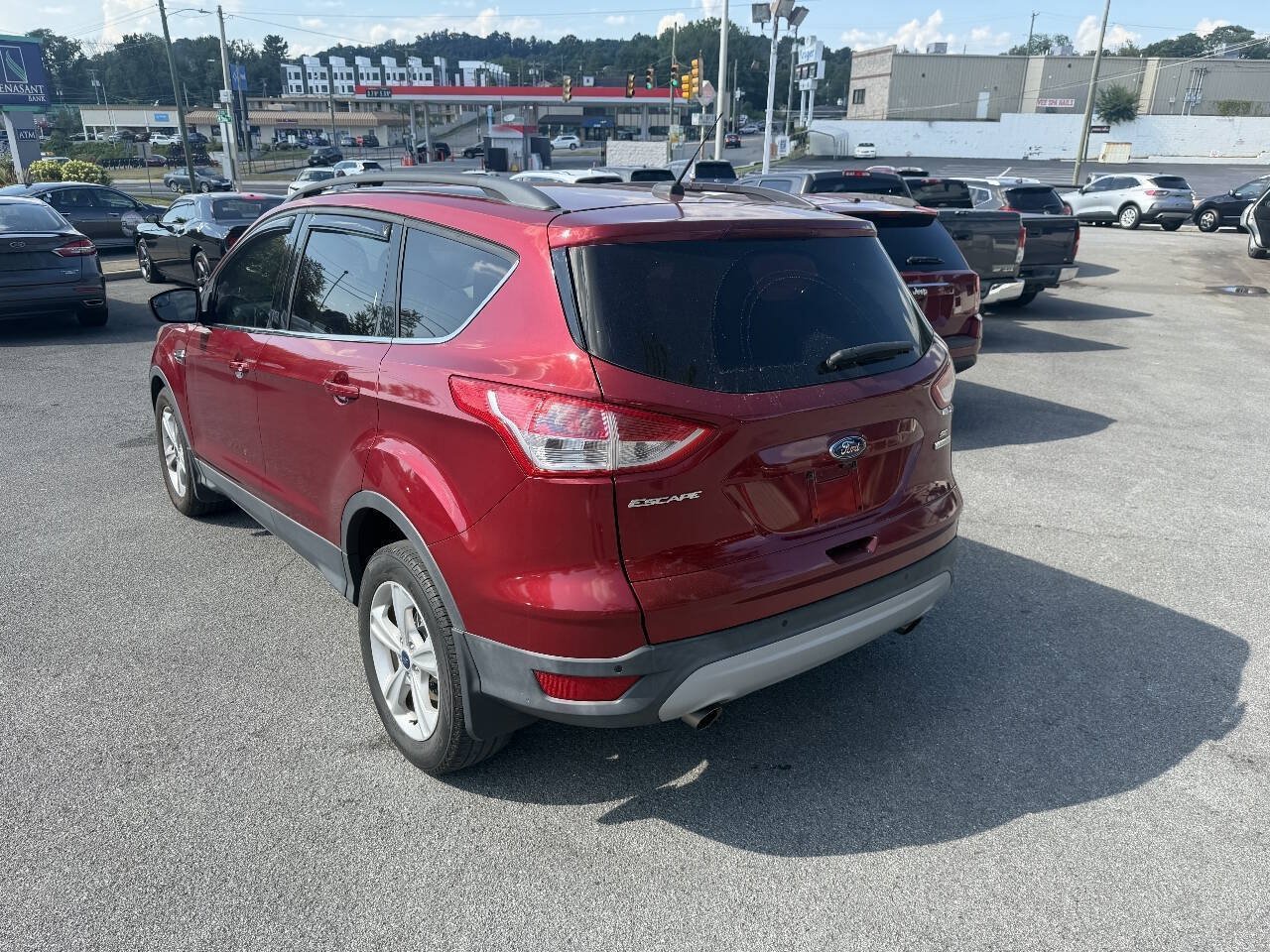 Used 2014 Ford Escape SE w/ Equipment Group 201A FWD image 7