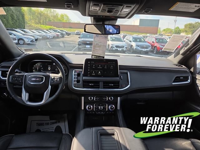 Used 2023 GMC Yukon XL SLT w/ SLT Luxury Package AWD/4WD image 10